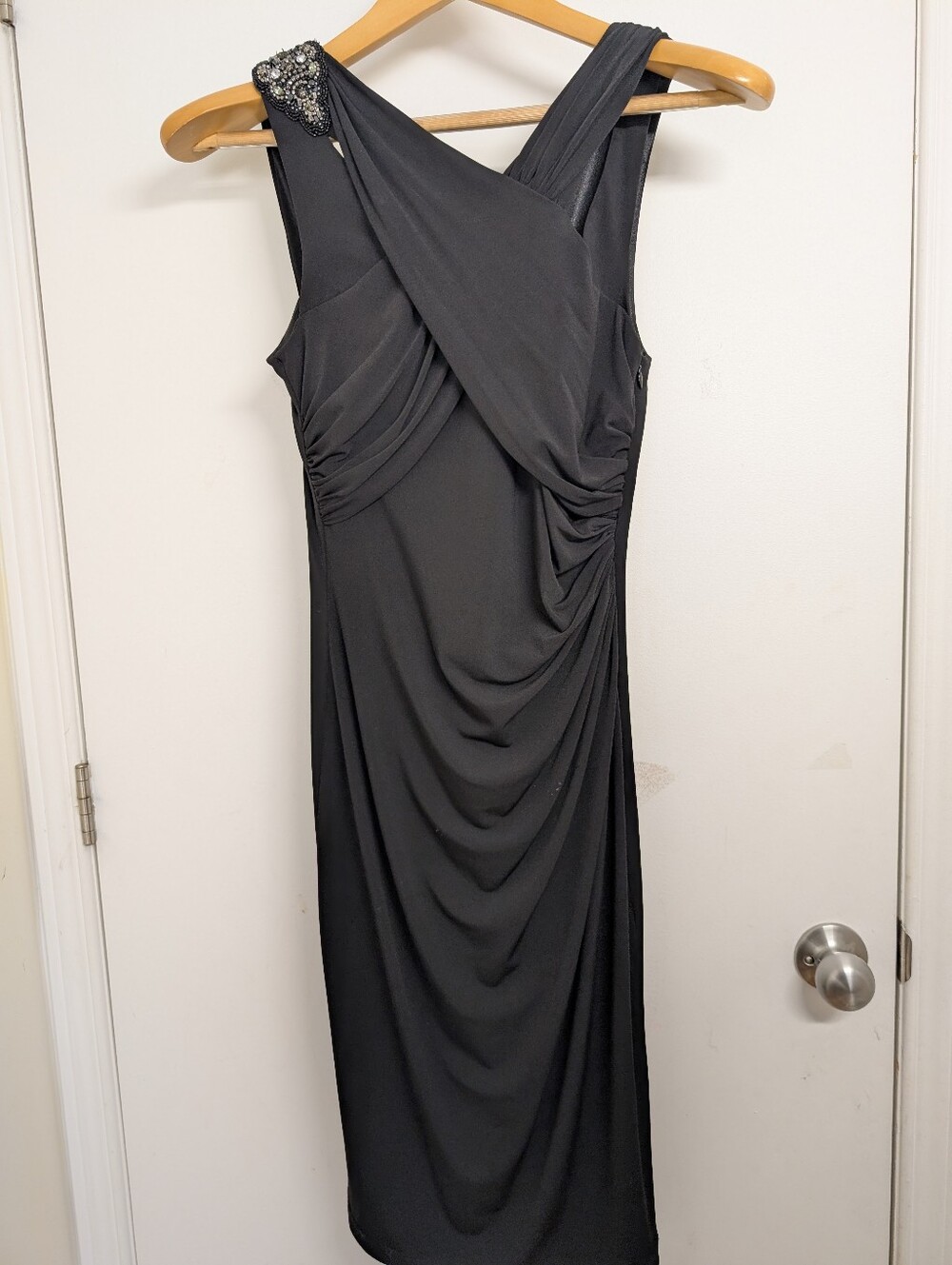 DAVID MEISTER BLACK DRAPED COCKTAIL DRESS EMBELLISHED SHOULDER